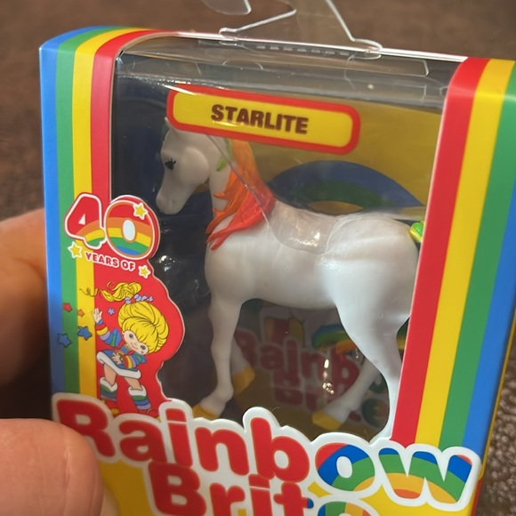 The Loyal Subjects Rainbow Brite Starlite 40th Anniversary CheeBee Mini Figure - Picture 8 of 8